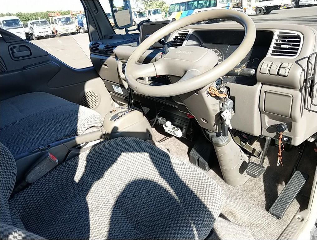 https://mail.reliableautomobileaustralia.com/public/docs/images/106/6358D53CC56AD_3.jpg